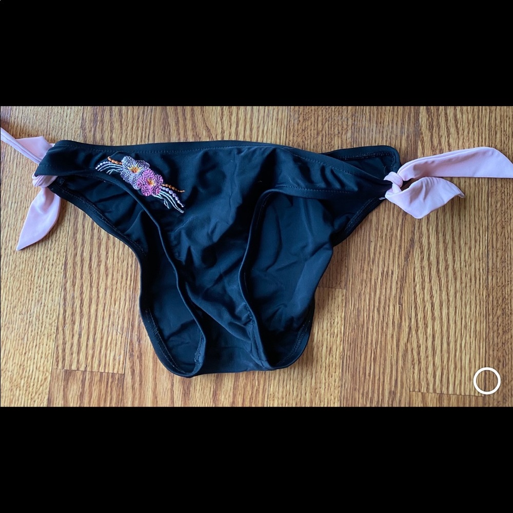 Black and pink bikini bottoms